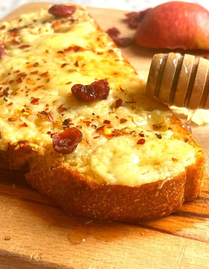 chili cheese toast with honey