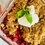 apple and strawberry crumble