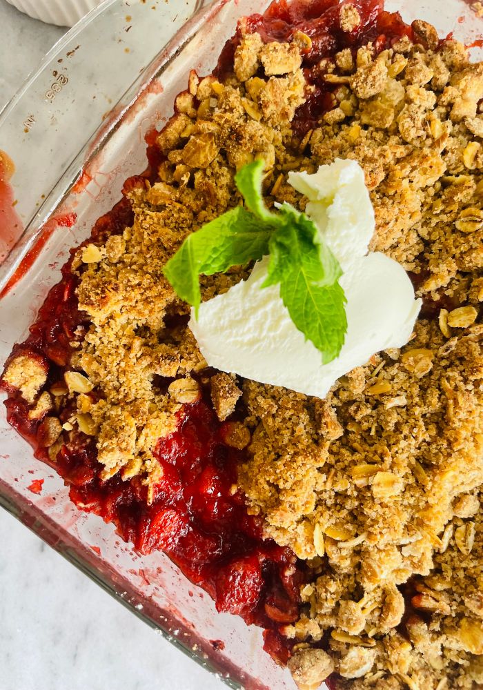 strawberry crumble 