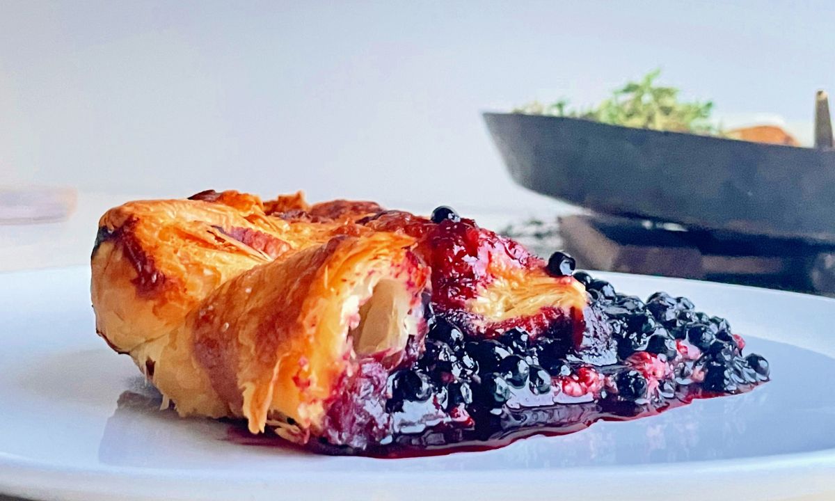 Easiest Blueberry Galette With Puff Pastry, Vegan And Dairy-Free ...