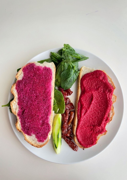 how to make beetroot cheese sandwich 